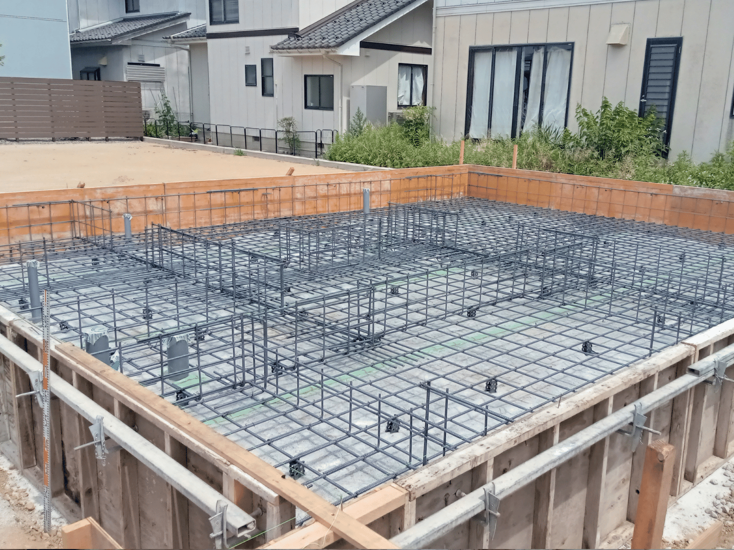 富山市で建築した耐震等級3の住まい。基礎工事中の現場写真